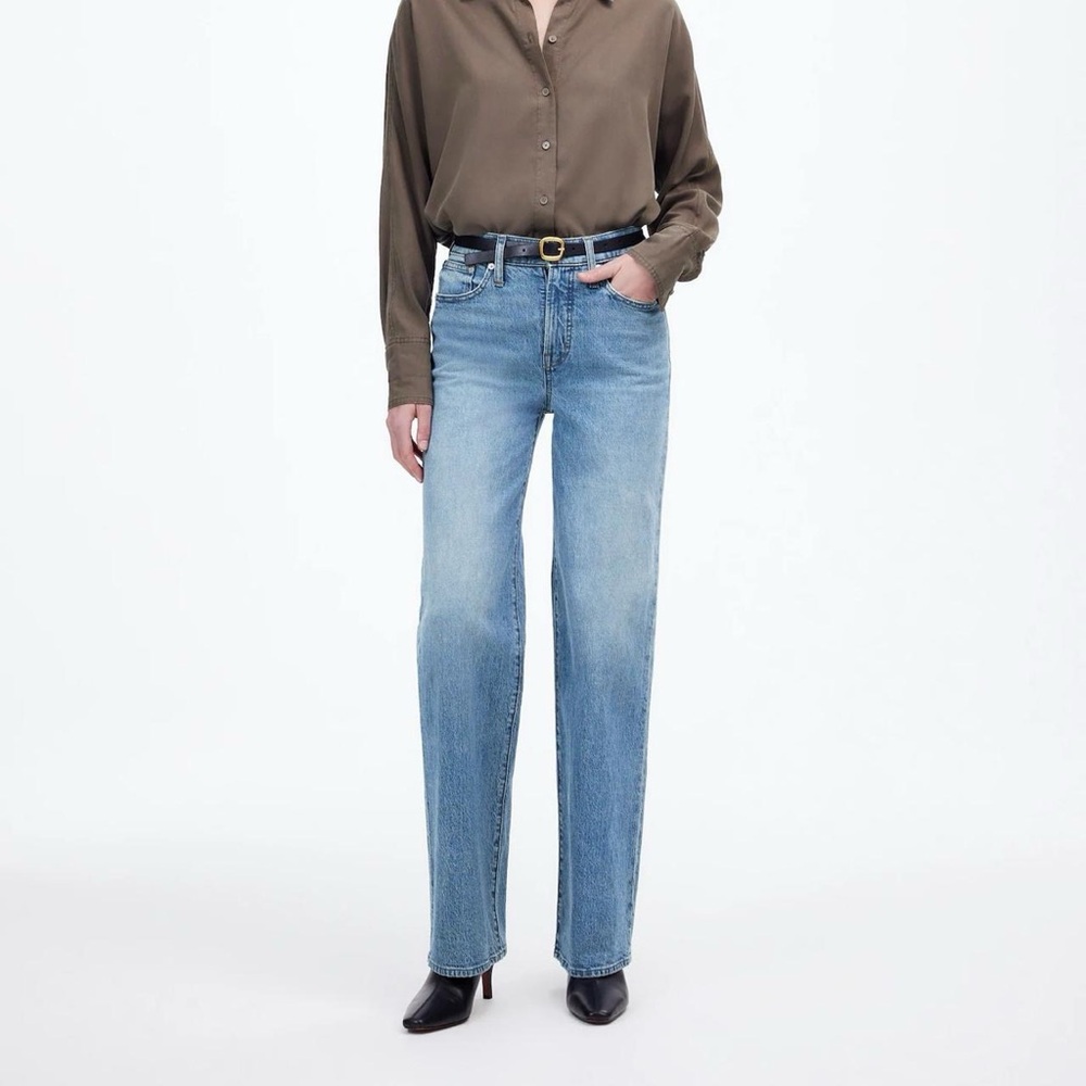 Madewell Blue Straight Leg Jeans with Vintage-Inspired Look
